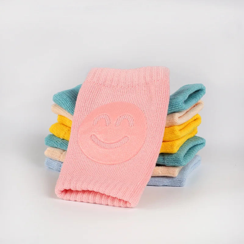 Non-slip knee pads for brenabies and child